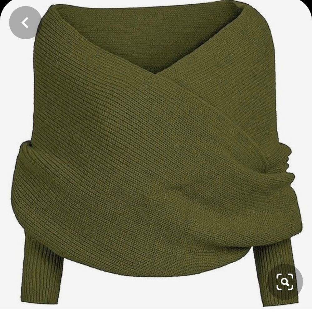 Women’s sweater wrap